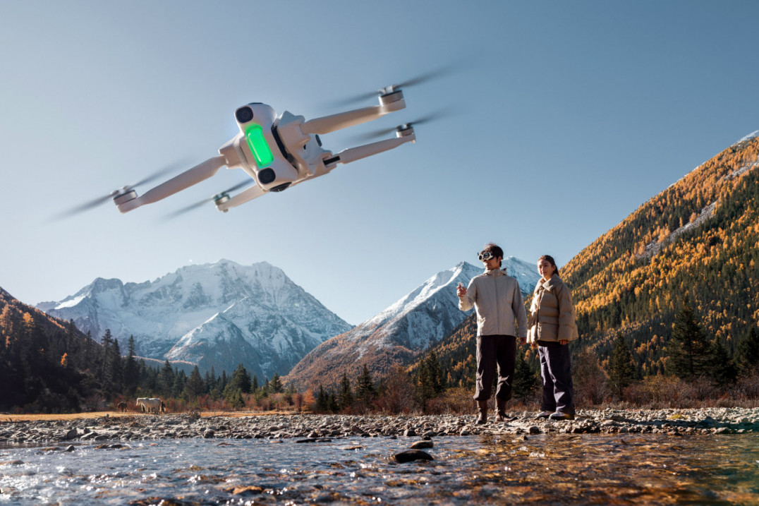 Antigravity A1 w końcu nadlatuje. Pierwszy dron z kamerą 360° dostępny w sprzedaży